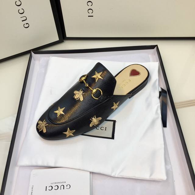 出厂价: 市场顶级版 ～～Gucci ～古奇古驰经典款百年款 经典草莓3D 打印，永不掉色，原版购入，代购级别，欢迎对比，不对原版退 ，G 家经典平底单鞋，穆勒